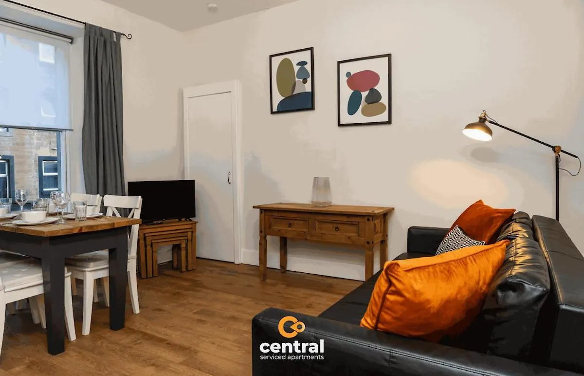 Central Serviced Apartments - 2 Bedrooms - Modern - Unique Touches - Free Street Parking - Fully Equipped - Close To City Centre - Short & Long Term Stays Available Dundee United Kingdom