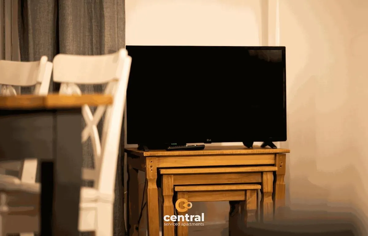 Central Serviced Apartments - 2 Bedrooms - Modern - Unique Touches - Free Street Parking - Fully Equipped - Close To City Centre - Short & Long Term Stays Available Dundee 0*,  United Kingdom